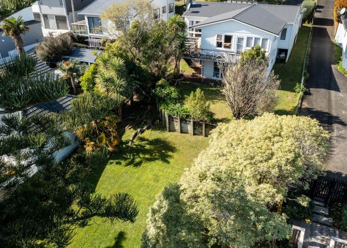  at 192 Forrest Hill Road, Forrest Hill, North Shore City, Auckland