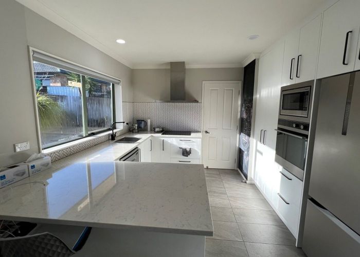  at 196C Hill Road, Manurewa, Auckland