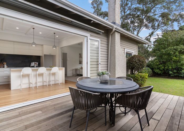  at 7 Irirangi Road, Greenlane, Auckland City, Auckland