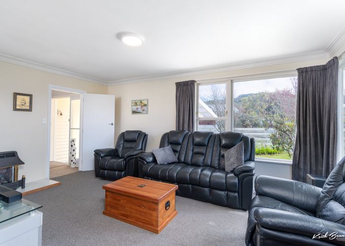  at 17 Ruru Crescent, Heretaunga, Upper Hutt