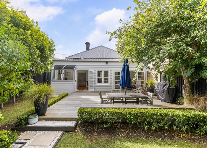  at 21 Carlton Gore Road, Grafton, Auckland City, Auckland