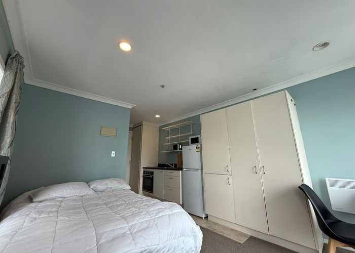  at 422/35 Hobson Street, Auckland Central, Auckland