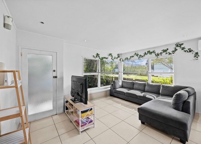  at 4/142 Panama Road, Mount Wellington, Auckland City, Auckland