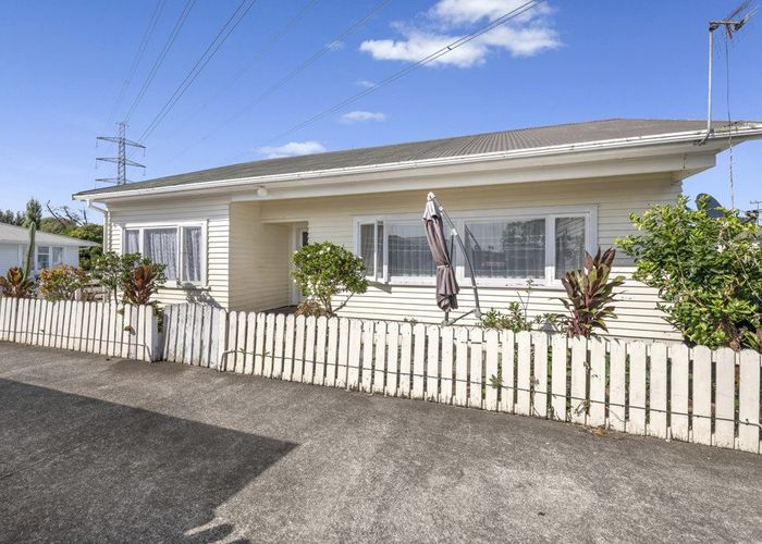  at 3B Fulton Crescent, Otara, Manukau City, Auckland