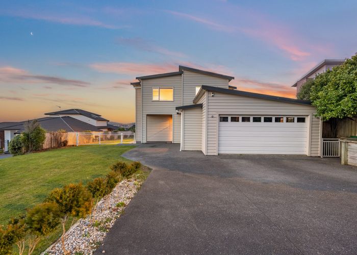  at 18 Milford Street, Aotea, Porirua, Wellington
