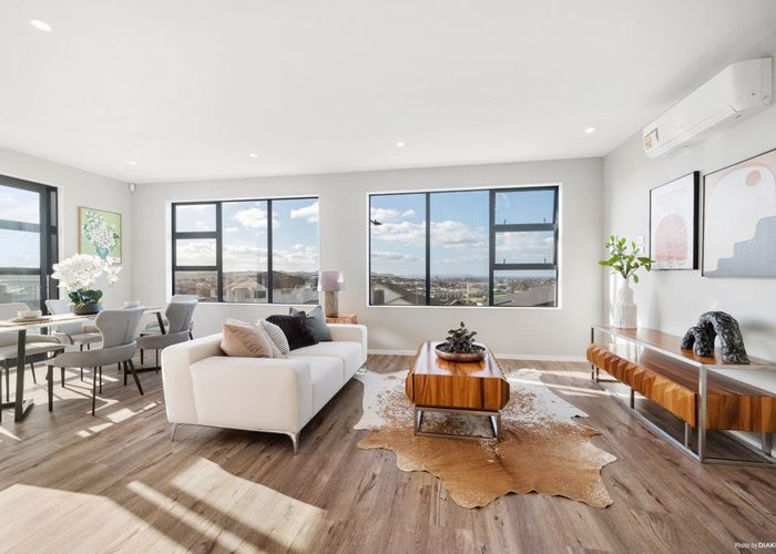  at 129 Wainui Road, Silverdale, Rodney, Auckland