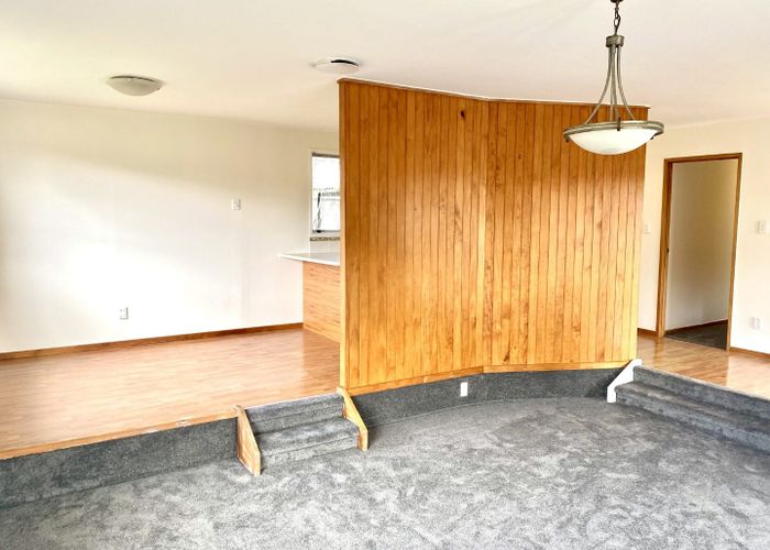  at 88 Spinella Dr, Glenfield, North Shore City, Auckland