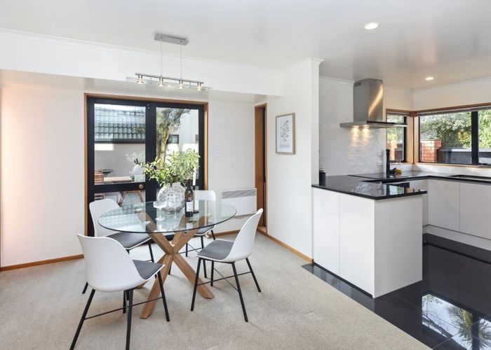  at 2/77 Hinau Street, Riccarton, Christchurch