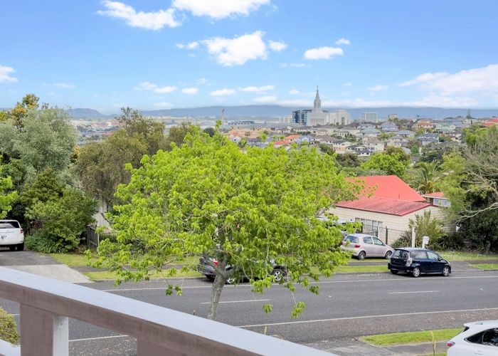  at 34 Ransom Smyth Drive, Goodwood Heights, Auckland