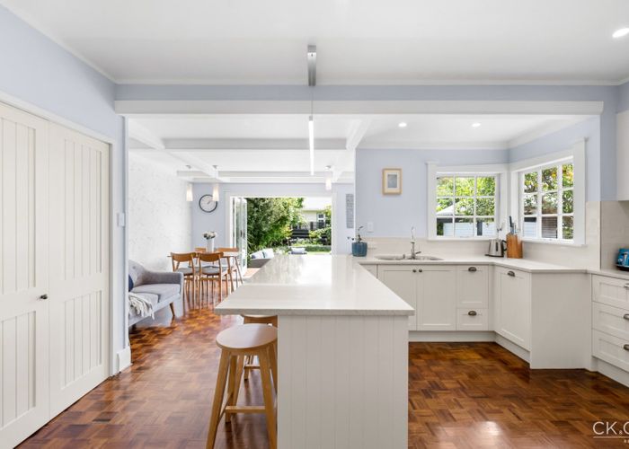  at 17 St Albans Grove, Woburn, Lower Hutt