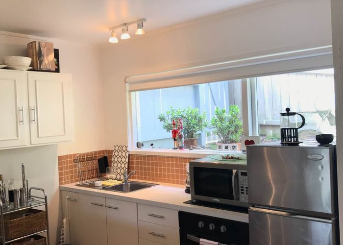  at 7/39 Sentinel Road, Herne Bay, Auckland