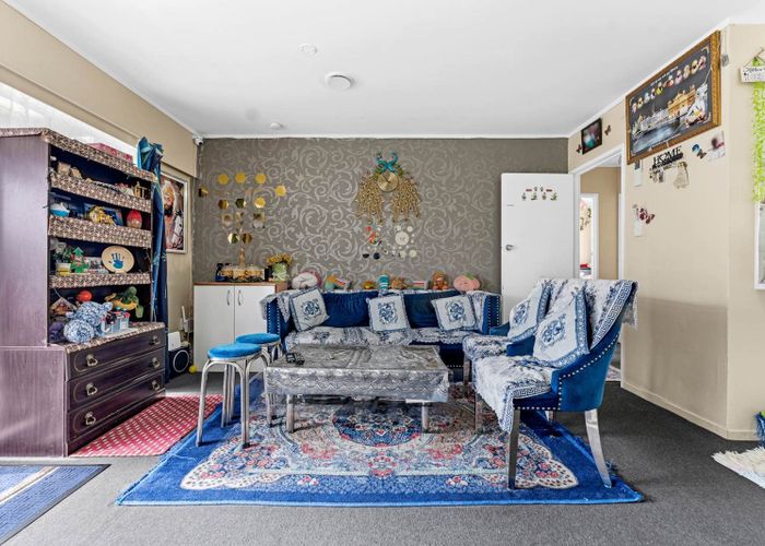  at 2/10 Scott Road, Papatoetoe, Manukau City, Auckland