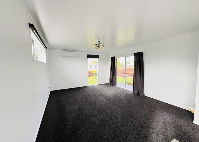  at 43 Acacia street, Kelvin Grove, Palmerston North, Manawatu / Whanganui