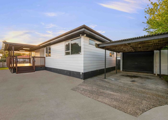  at 16 Neems Place, Manurewa, Auckland