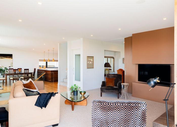  at 142 Lake Crescent, Hamilton Lake, Hamilton, Waikato