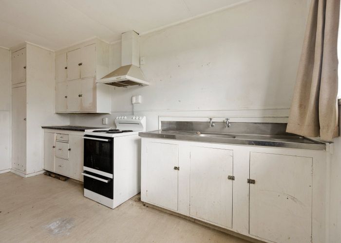  at 8 Gardiner Place, Fairfield, Hamilton, Waikato