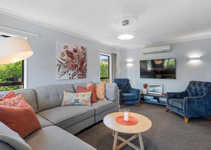  at 15 Sonning Place, Redwood, Christchurch City, Canterbury