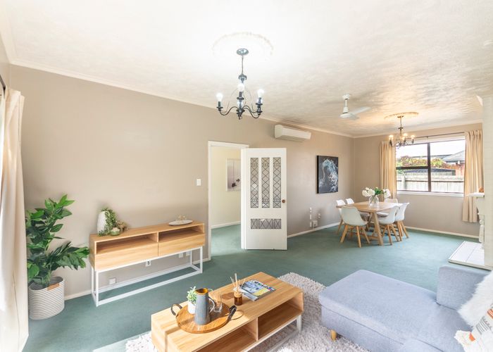  at 115 Avonhead Road, Avonhead, Christchurch