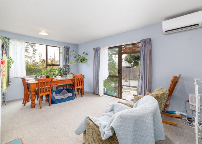  at 2 Farm Lane, Parklands, Christchurch