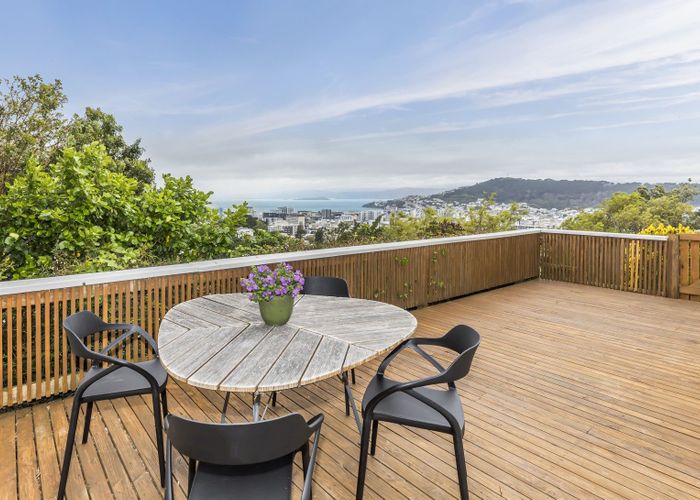  at 8 Durham Crescent, Aro Valley, Wellington, Wellington