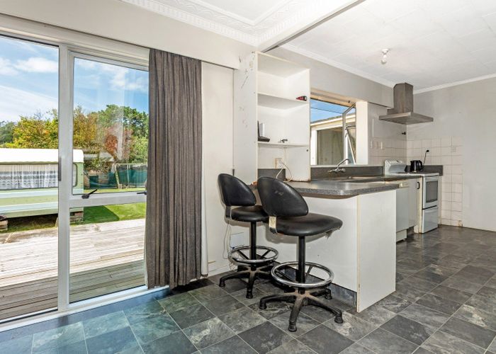  at 24 Steele Road, Tamarau, Gisborne