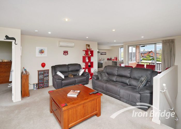 Free property data for 26 Henley Green, Northwood, Christchurch homes