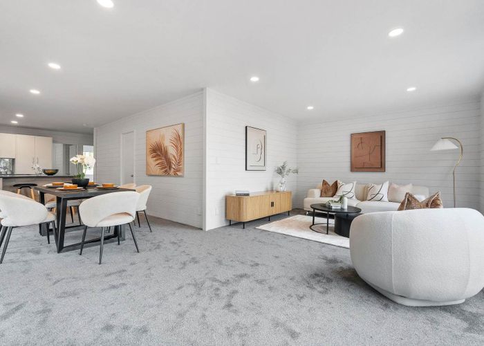  at 10 Outlook Road, Greenhithe, North Shore City, Auckland