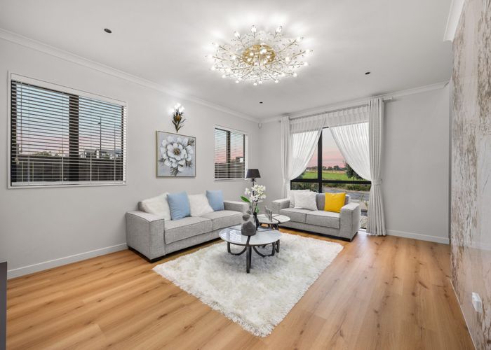  at 35 Park Green Avenue, Karaka, Franklin, Auckland