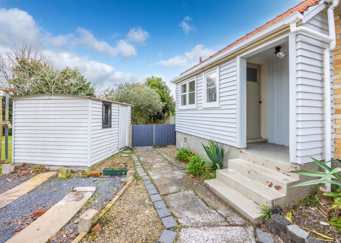  at 3 Treloar Street, Fairfield, Hamilton, Waikato