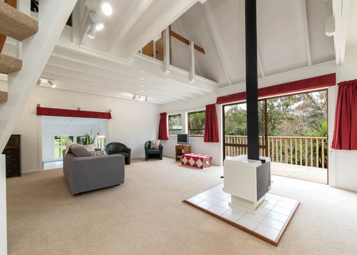  at 120 Laingholm Drive, Laingholm, Auckland