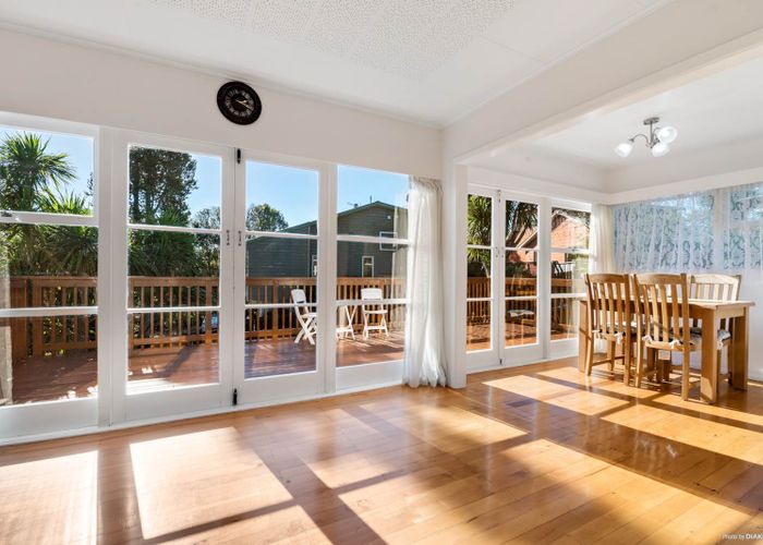  at 92A Coronation Road, Hillcrest, Auckland