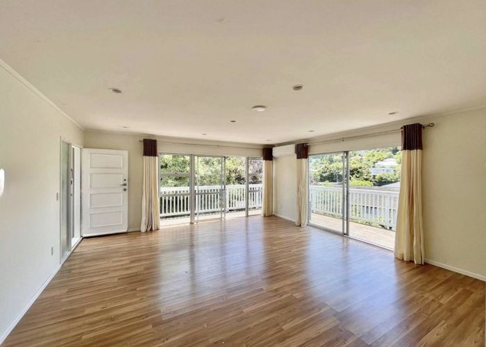  at 45 Stapleford Crescent, Browns Bay, North Shore City, Auckland