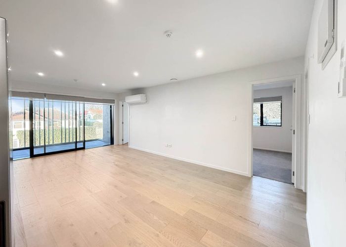  at 1/64A Coronation Road, Mangere Bridge, Manukau City, Auckland