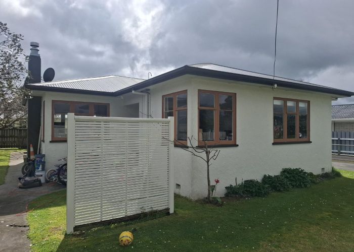  at 27 Campbell Street, Leamington, Waipa, Waikato