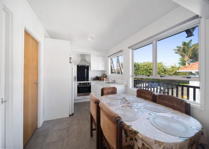  at 4/5 Porchester Road, Papakura, Papakura, Auckland