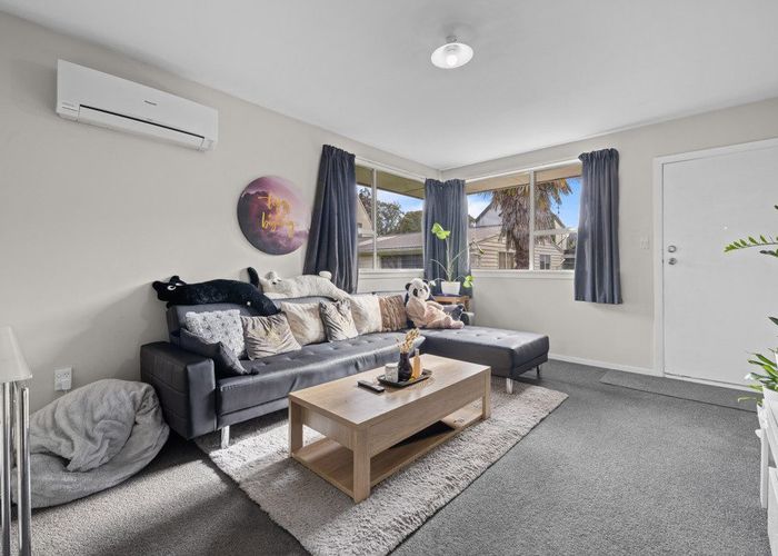  at 15 Bristol Street, St Albans, Christchurch