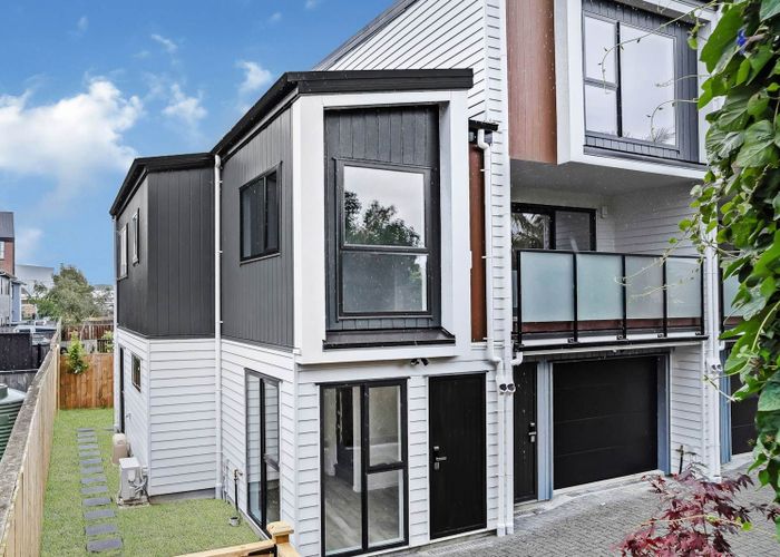  at 6/13 Keeling Road, Henderson, Waitakere City, Auckland