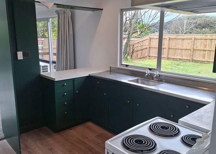  at 6 Mahoe Street, Otaki Beach, Kapiti Coast, Wellington
