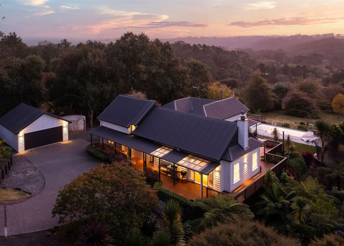 For sale 340 Paremoremo Road, Paremoremo, North Shore City, Auckland