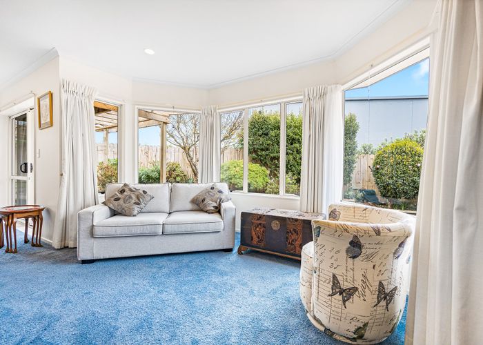  at 8A Benders Avenue, Hillcrest, North Shore City, Auckland
