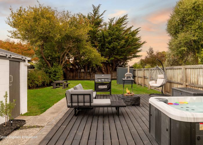  at 355 Estuary Road, South New Brighton, Christchurch