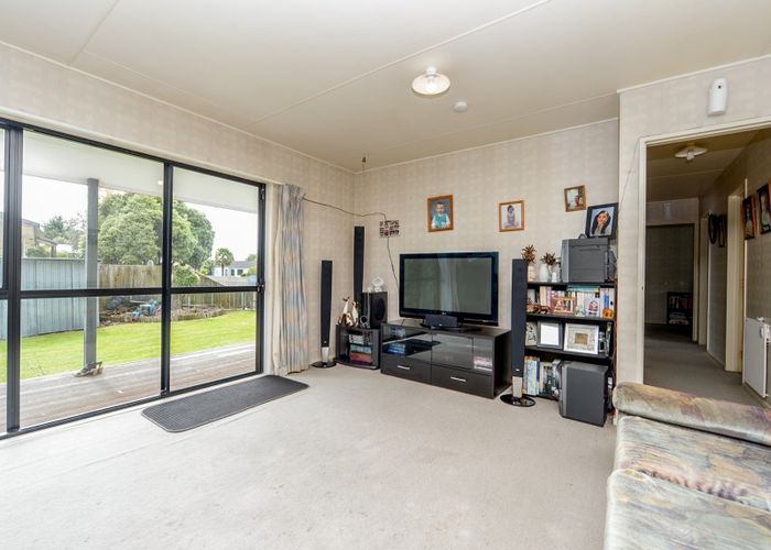  at 48C Garland Drive, St Andrews, Hamilton