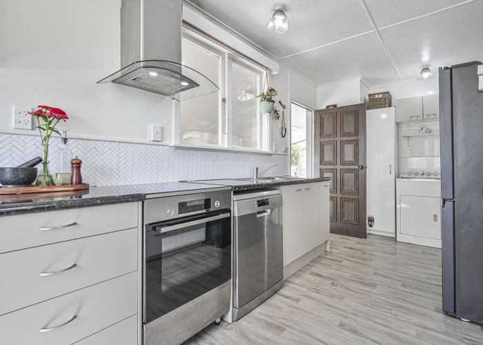  at 209 Tudor Avenue, Mayfair, Hastings