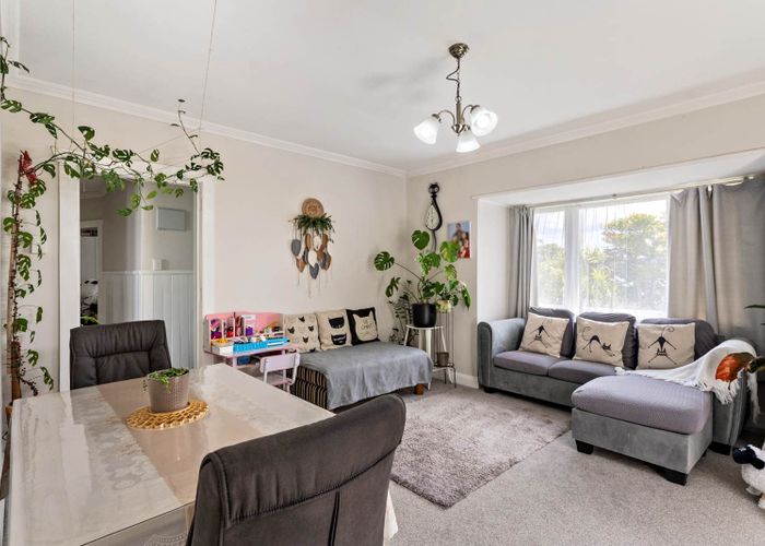  at 1/315 Rangatira Road, Beach Haven, North Shore City, Auckland