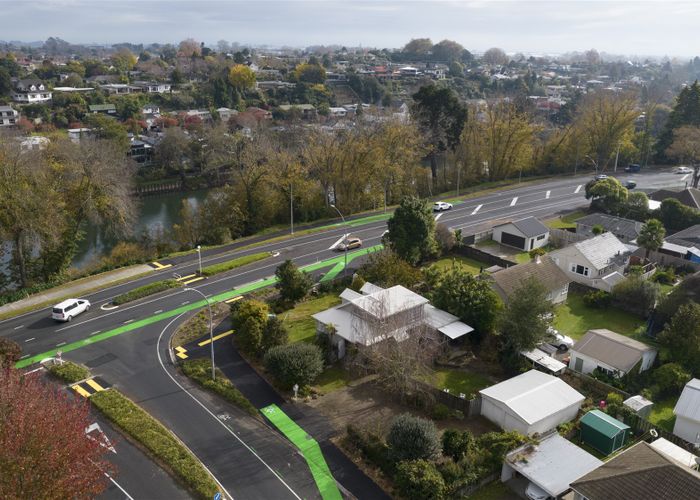  at 1 Clarkin Road, Fairfield, Hamilton