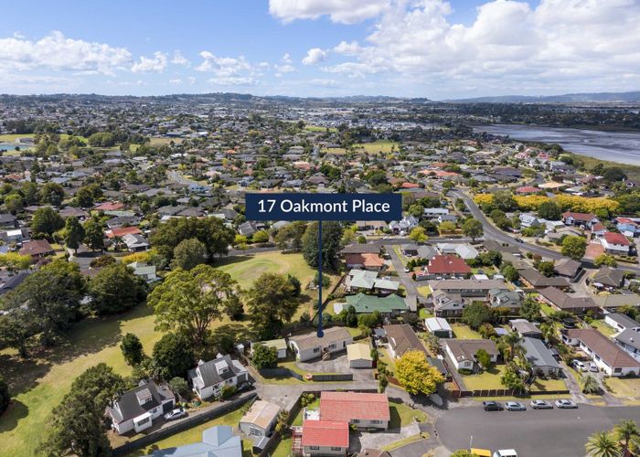  at 17 Oakmont Place, Wattle Downs, Manukau City, Auckland