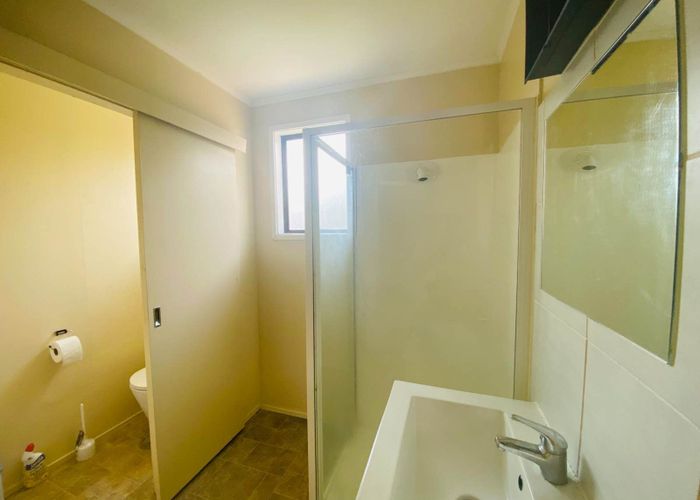  at 5/43 Tennessee Avenue, Mangere East, Manukau City, Auckland