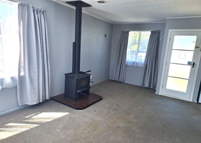  at 4/10 Islington Street, Trentham, Upper Hutt, Wellington