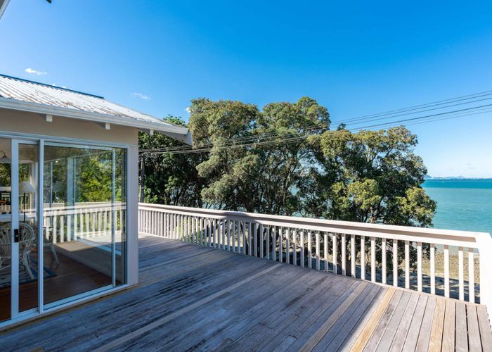  at 136 Beach Road, Onerahi, Whangarei