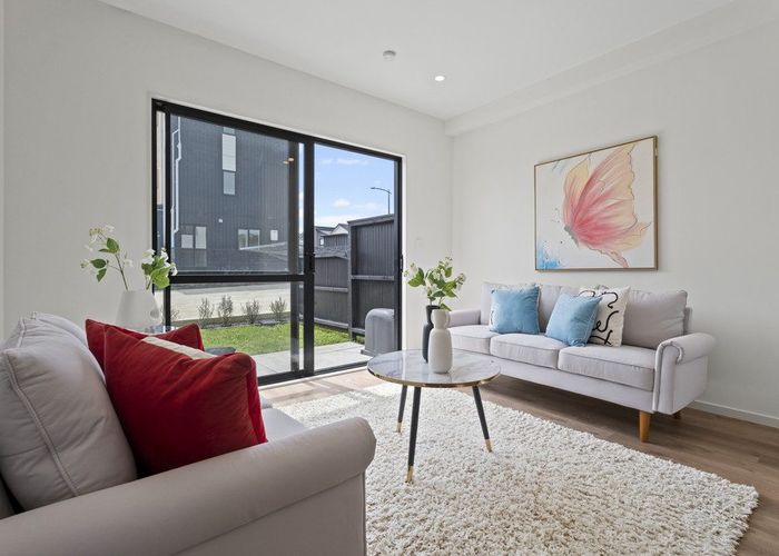  at 1/2 Whakatupu Road, Flat Bush, Manukau City, Auckland